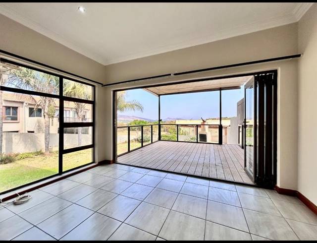 3 BEDROOM APARTMENT FOR SALE IN XANADU